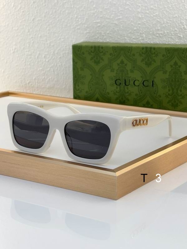 Gucci Sunglasses 693